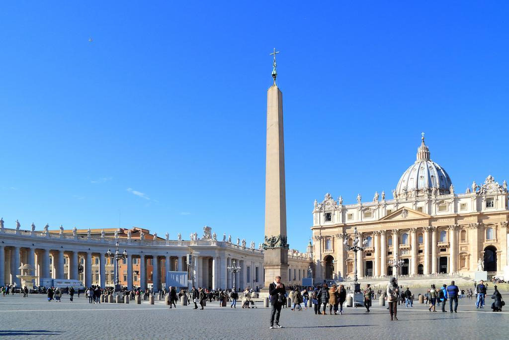 Magenta Vaticano Fornaci Rome Kamer foto